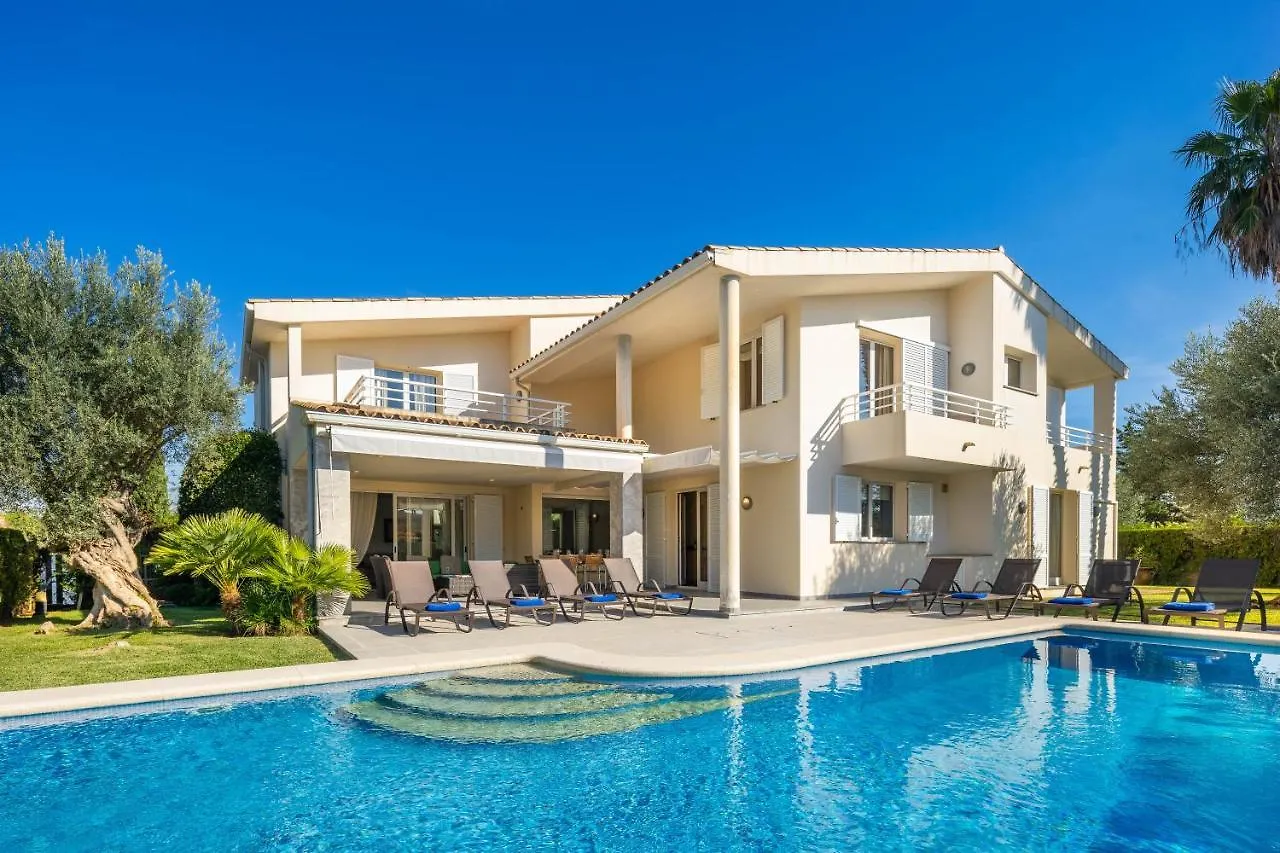 Villa Can Monxo By Sunvillas Mallorca Pollenca