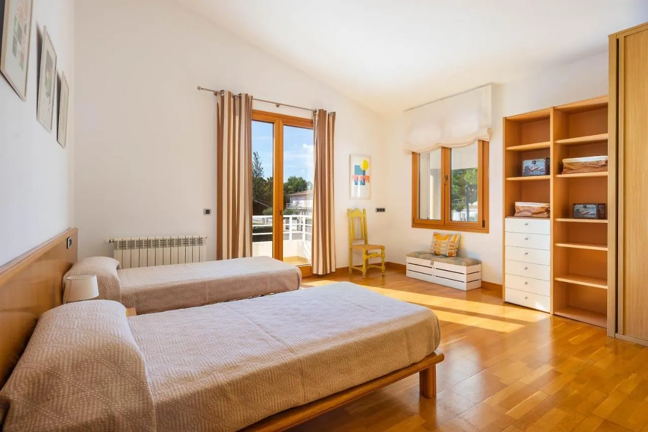 Villa Can Monxo By Sunvillas Mallorca Pollenca Spain
