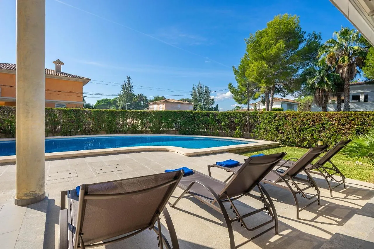 Villa Can Monxo By Sunvillas Mallorca Pollenca Spain