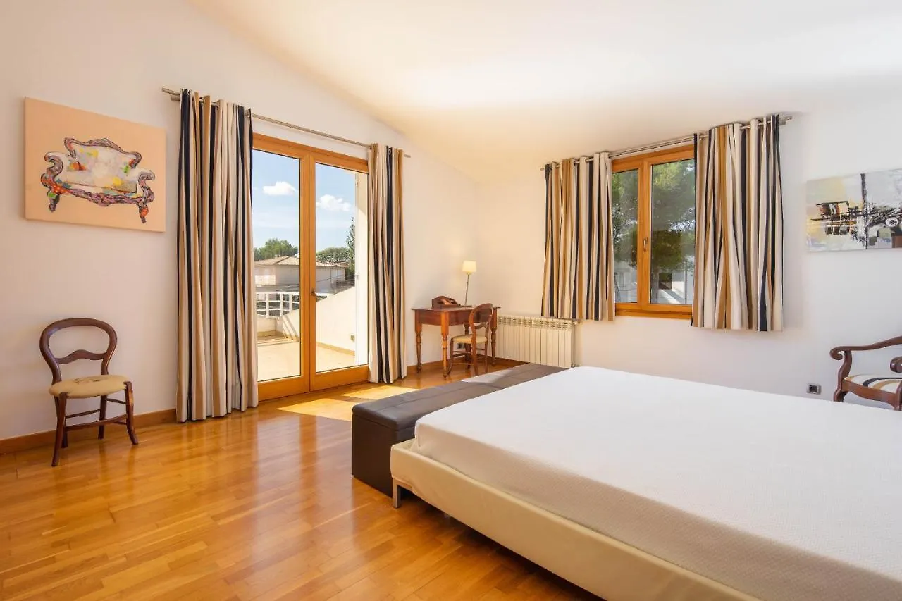 Villa Can Monxo By Sunvillas Mallorca Pollenca Spain